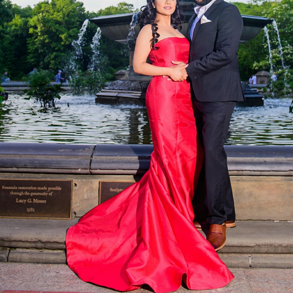 Sherri Hill red gown